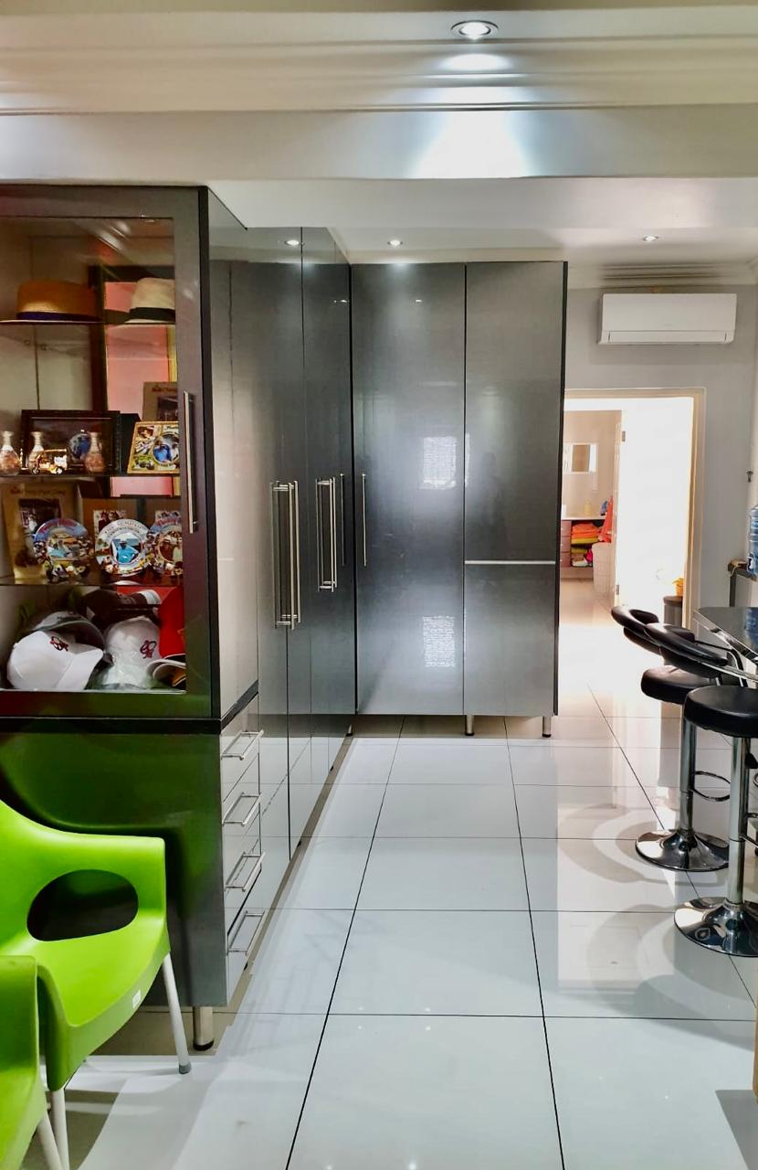 1 Bedroom Property for Sale in Salt River Western Cape